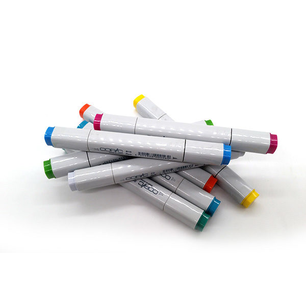 Copic-Classic-Markers-stacked-on-each-other-01