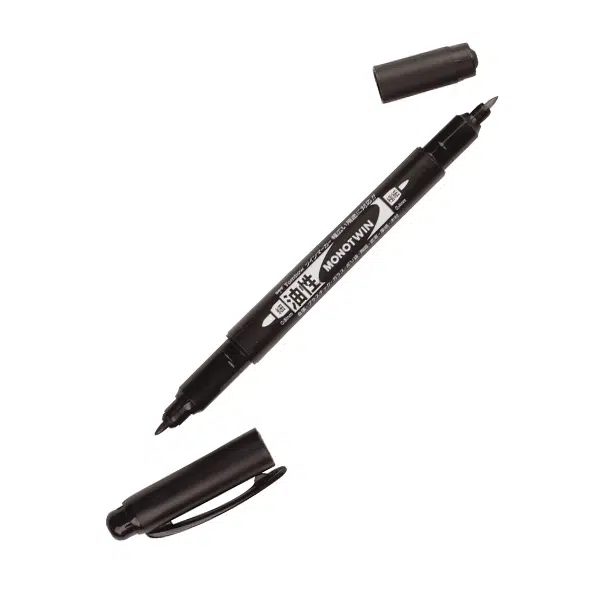 Tombow-Mono-Twin-Marker-Black-with-thim-and-wide-tip