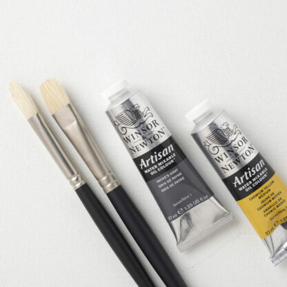 Winsor-and-Newton-Artisan-Water-Mixable-Oil-Colours-with-brushes