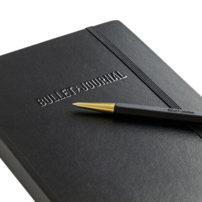 leuchtturm1917-drehgriffel-nr-1-gel-ballpoint-pen-bullet-journal-edition-lifestyle