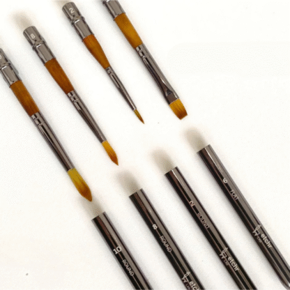 ETCHR TRAVEL BRUSH SET layout