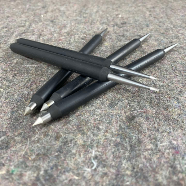 Arteina Double ended Dry points close up