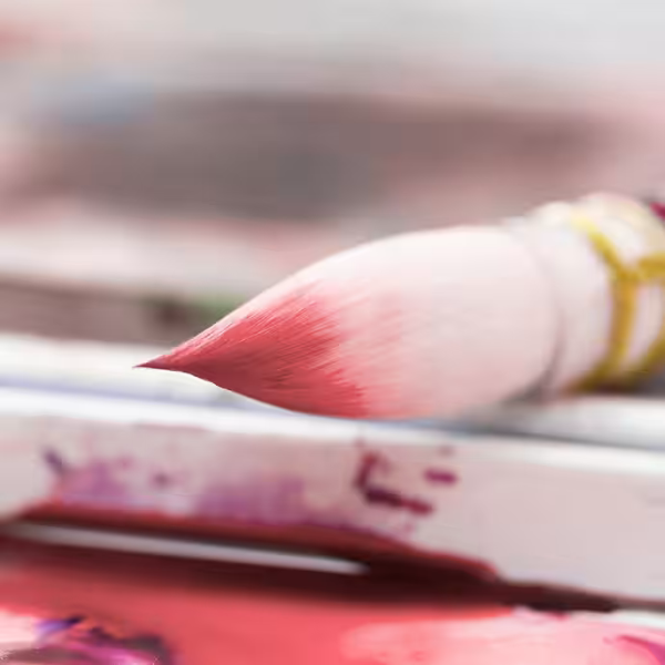 PRETTY Synthetic Squirrel Watercolour Brushes - da Vinci Pink with paint
